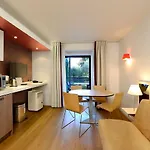 Resideal Premium Aparthotel 4*