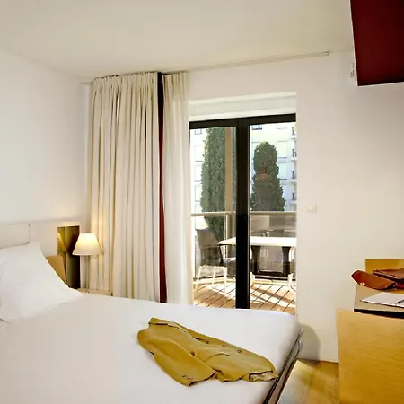 Апарт-отель Resideal Premium 4*