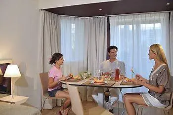 Resideal Premium Апарт-отель