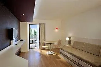 Resideal Premium 4* Канны