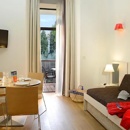 Lägenhetshotell Resideal Premium