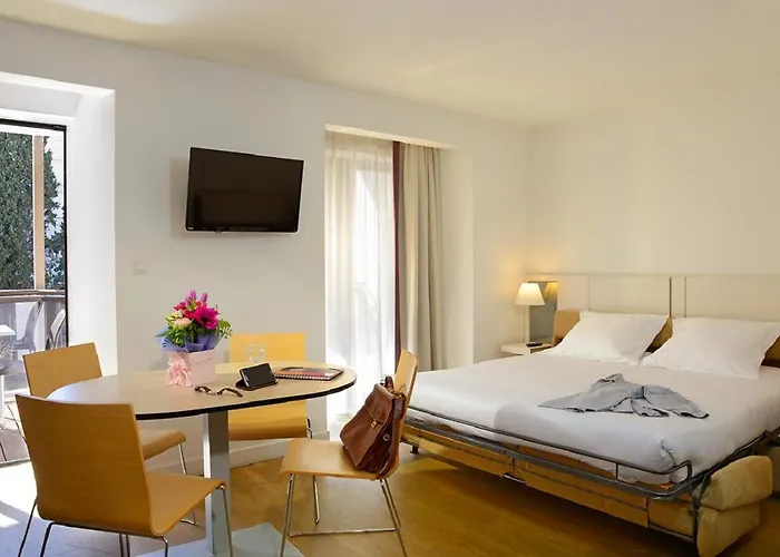 Apart Otel Resideal Premium 4*