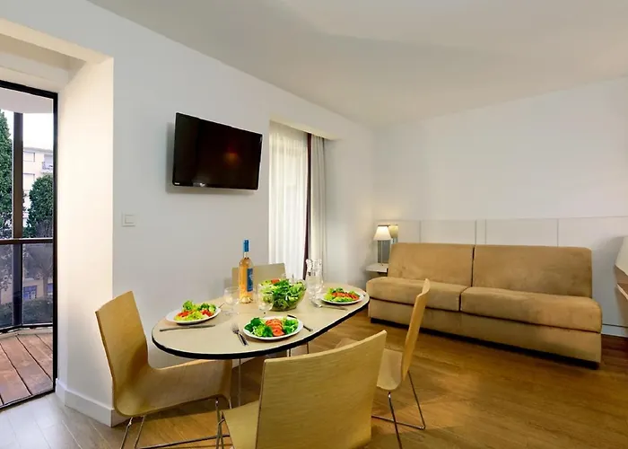 Resideal Premium 4* Cannes
