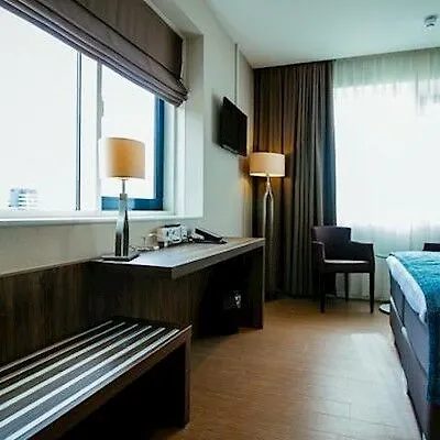 Ξενοδοχείο με διαμερίσματα Resideal Premium 4*